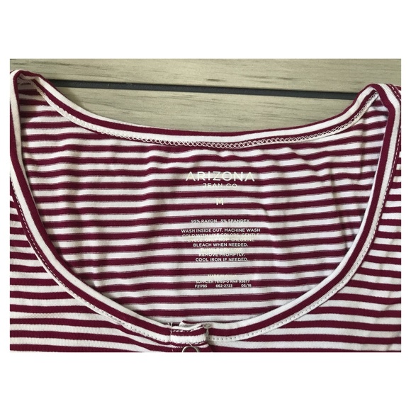 Shirts - Picture 4 of 6